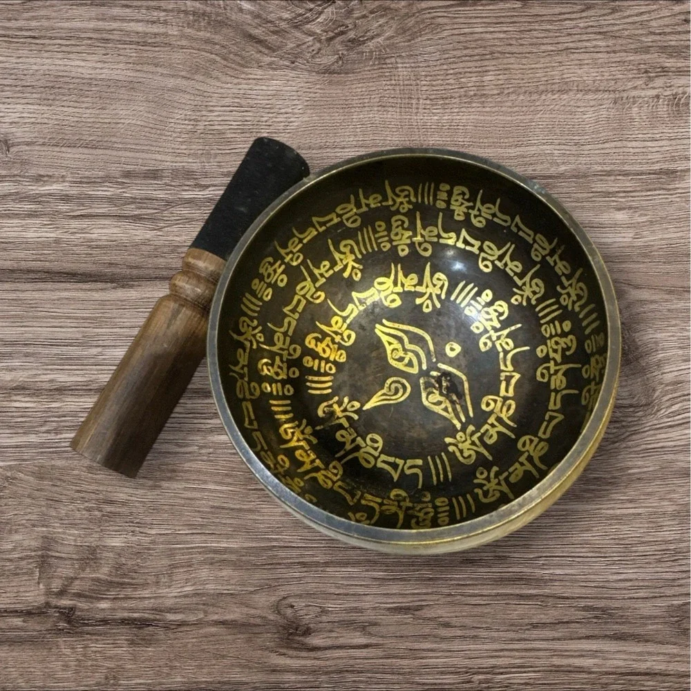 4 Inches Buddha Eye Carving - Tibetan Handmade Singing Bowl - Sound Meditation